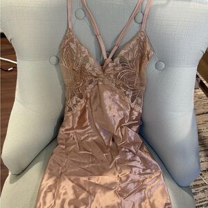Luxurious Lace Satin Chemise - Rose Gold
